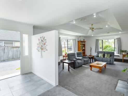 9 Oak View Place, Greytown