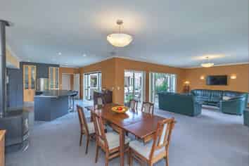 50 Easton Way, Levin