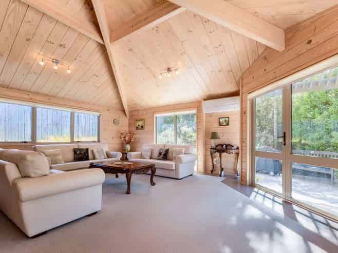 27 Cascade Way, PARAPARAUMU