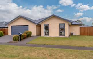 9 Cressy Place, Darfield