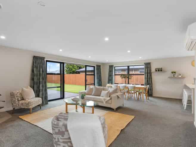 9 Cressy Place, Darfield