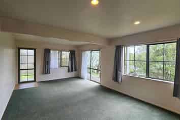 2/244 Albany Highway, Rosedale