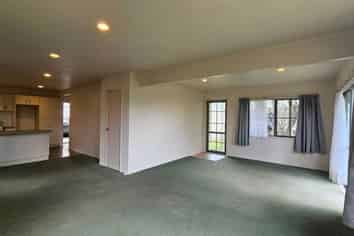 2/244 Albany Highway, Rosedale