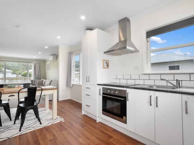 42 Donnelley Drive, Wainuiomata