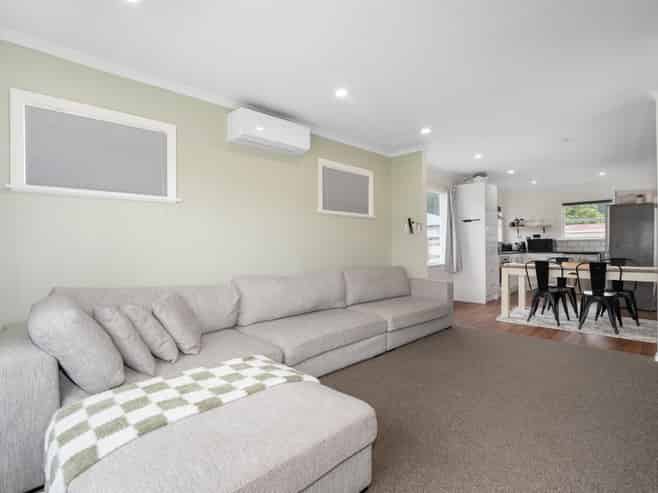 42 Donnelley Drive, Wainuiomata