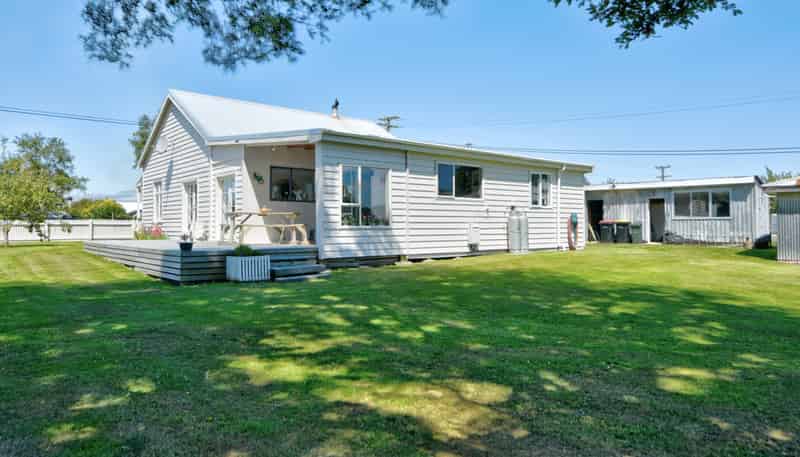 99 Balaclava Street and 6 Pera Street, Wyndham