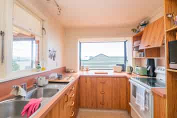 138 Easther Crescent, Kew