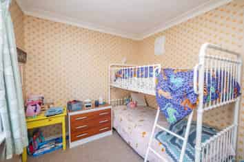 138 Easther Crescent, Kew