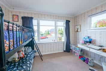 138 Easther Crescent, Kew