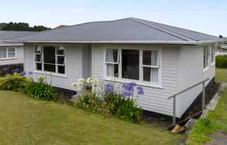 65 Waihora Crescent, Waitangirua