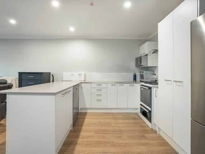 B/9 View Road, Papakura