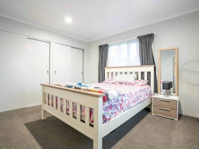 B/9 View Road, Papakura