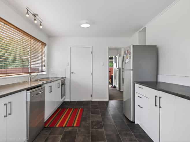 19 Stillwater Place, Westbrook