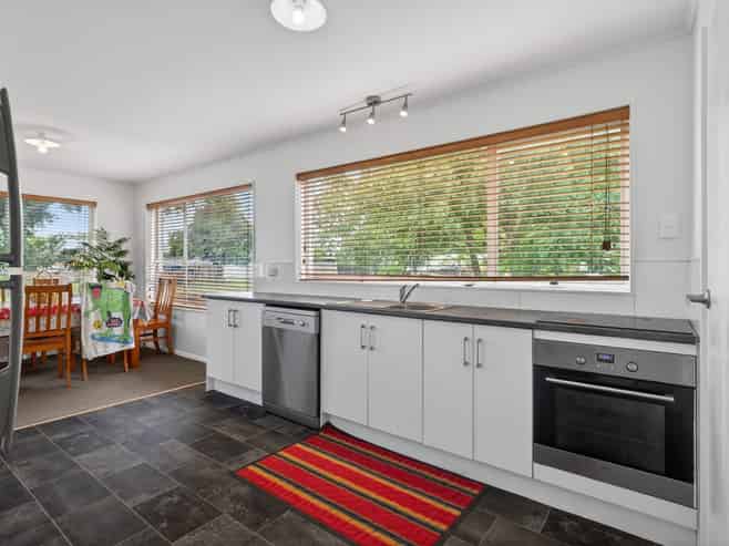 19 Stillwater Place, Westbrook