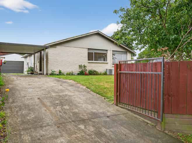 19 Stillwater Place, Westbrook