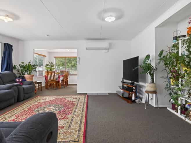 19 Stillwater Place, Westbrook