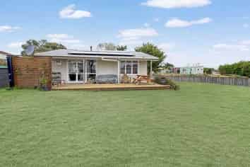 12 Hennessey Street, Foxton Beach