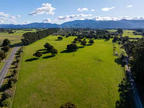 151 Humphries Street, Greytown