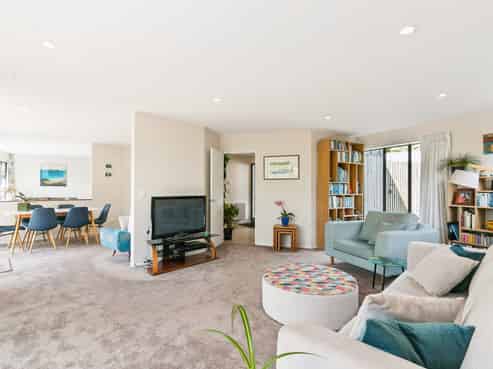 68 Duthie Street, Karori