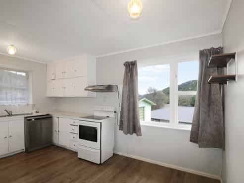 17 Parenga Street, Wainuiomata