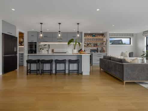 14 Rotorua Grove, Aotea