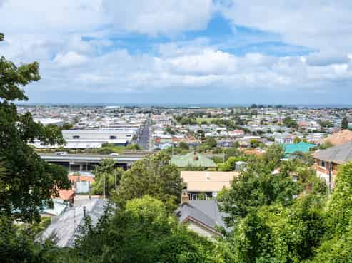 70 Leckhampton Court, Clyde Hill