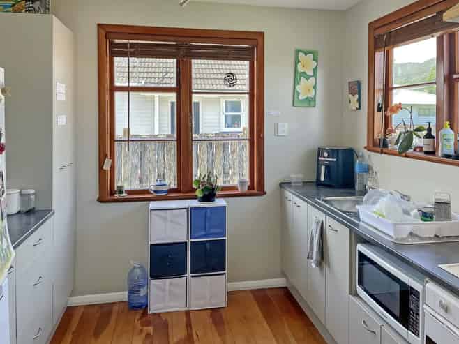 8 Atiawa Crescent, Waiwhetu