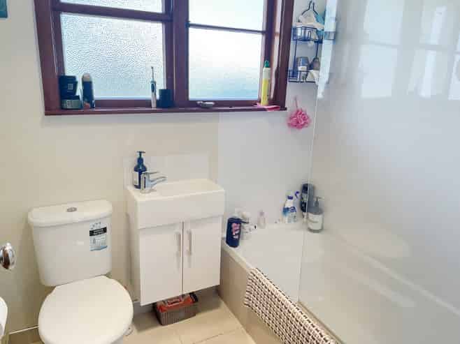 8 Atiawa Crescent, Waiwhetu