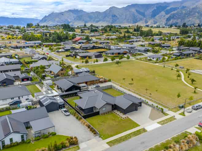 7 Dingle Street, Lake Hawea