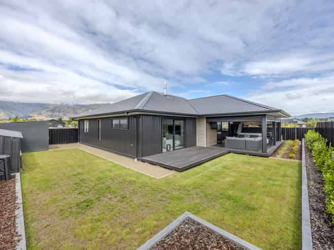 7 Dingle Street, Lake Hawea