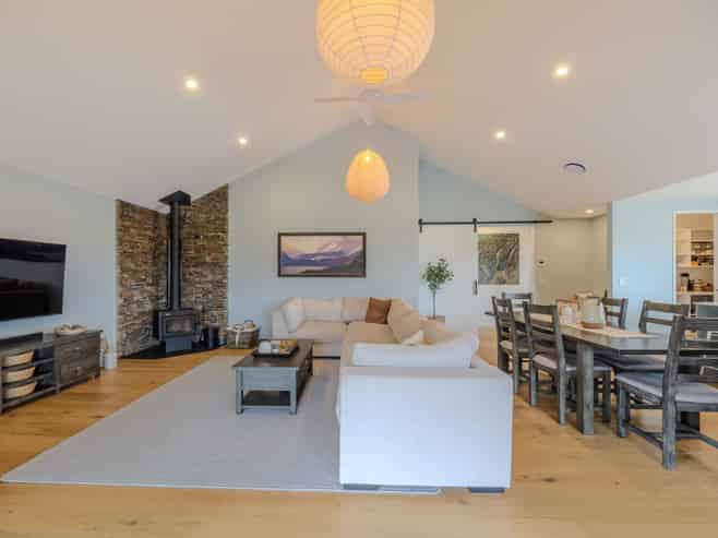 7 Dingle Street, Lake Hawea