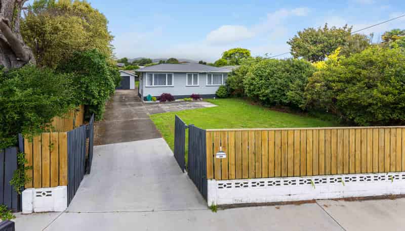 296 Main Highway, Otaki