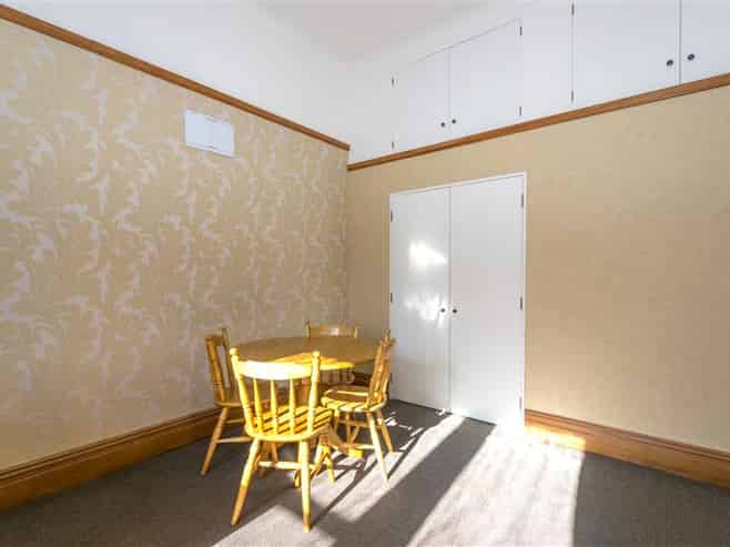 2/22 Howick Road, Redwoodtown