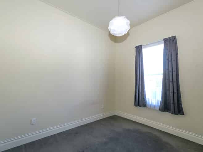 2/22 Howick Road, Redwoodtown