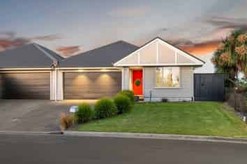 6 Date Crescent, Aidanfield