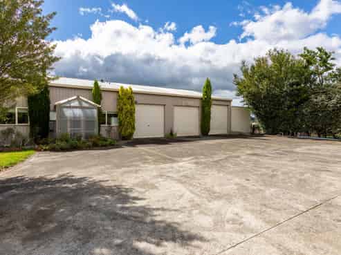 27 Robertshawe Crescent, Dannevirke