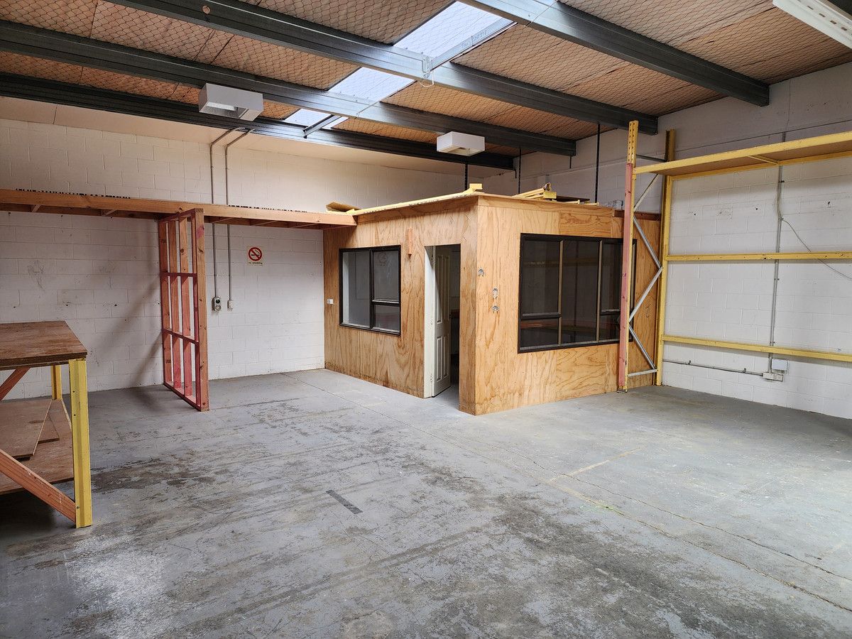 Self contained warehouse/office in Lower Hutt - Ansicht 4