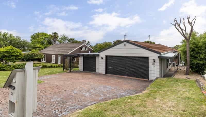 21 Tauroa Road, Havelock North