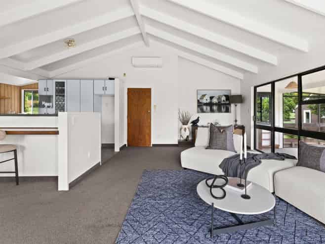 21 Tauroa Road, Havelock North