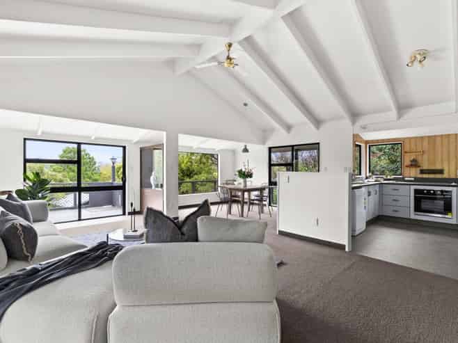 21 Tauroa Road, Havelock North