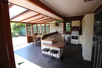 15 Weenink Road, Karoro