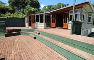 15 Weenink Road, Karoro