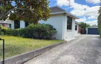 37 Flower Street, Bryndwr