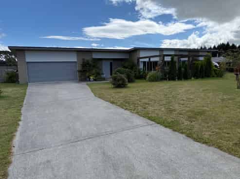 3/500 Kinloch Road, Kinloch