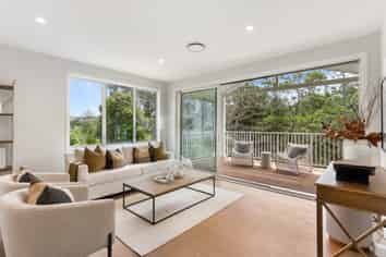 196 Landmark Terrace, Orewa