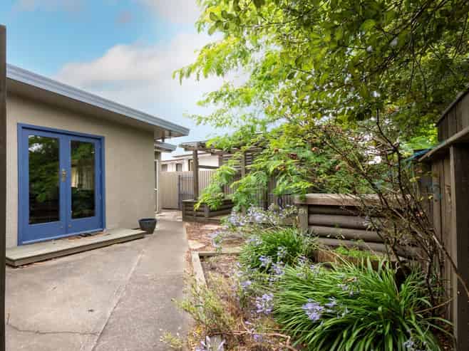 1/8 Faulkland Drive, Witherlea