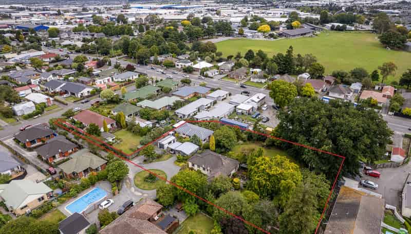 9 and 9B Owens Terrace, Upper Riccarton