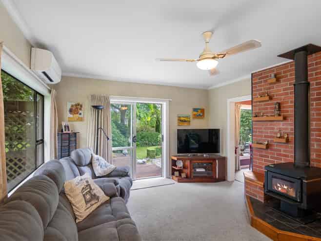 9 and 9B Owens Terrace, Upper Riccarton