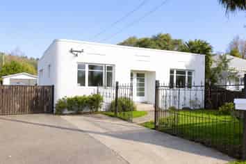 50 Grange Street, Hillsborough