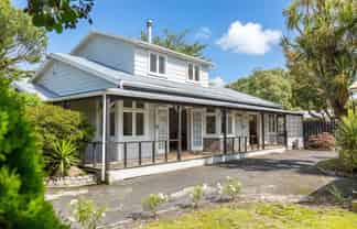 12 Wallace Street, Featherston